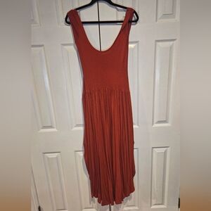 Urban Outfitters Midi orange dress with pockets